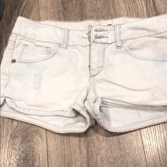 Light blue Jean shorts - Picture 1 of 2